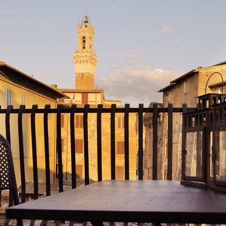 La Costarella - Central With Cozy Terrace Sienne Extérieur photo